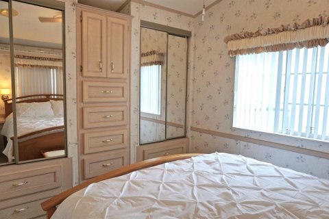 Apartment in Jensen Beach, Florida 1 bedroom, 45.99 sq.m. № 2179549 - photo 26