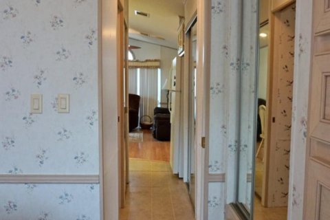 Apartment in Jensen Beach, Florida 1 bedroom, 45.99 sq.m. № 2179549 - photo 8