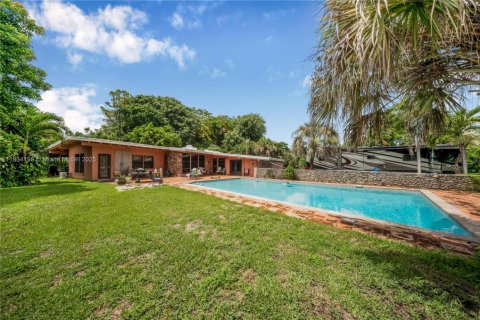 Terreno en venta en Pinecrest, Florida № 1818442 - foto 22