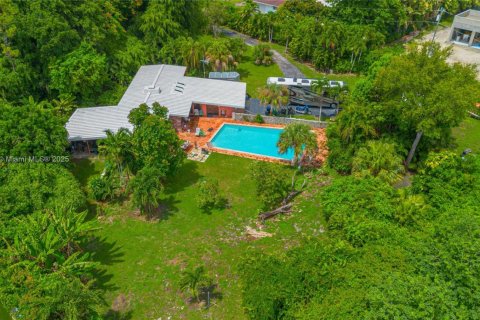 Terreno en venta en Pinecrest, Florida № 1818442 - foto 12