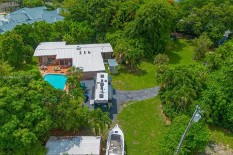 Terreno en venta en Pinecrest, Florida № 1818442 - foto 15