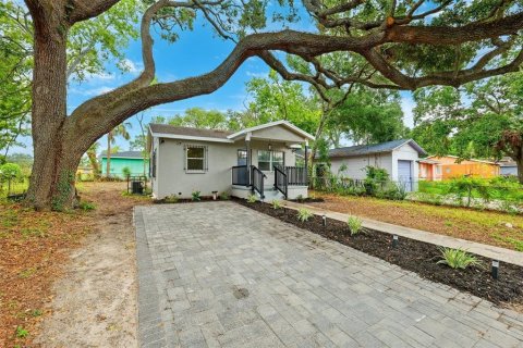 Casa en venta en Tampa, Florida, 2 dormitorios, 57.97 m2 № 1815360 - foto 13