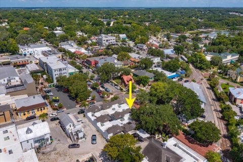 Propiedad comercial en alquiler en Mount Dora, Florida, 173.45 m2 № 1285429 - foto 3