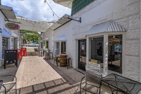 Propiedad comercial en alquiler en Mount Dora, Florida, 173.45 m2 № 1285429 - foto 5
