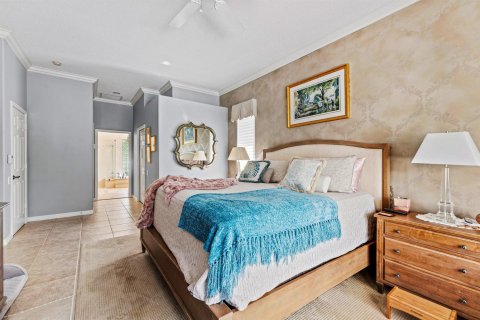 House in Jupiter, Florida 4 bedrooms, 272.67 sq.m. № 2423540 - photo 15
