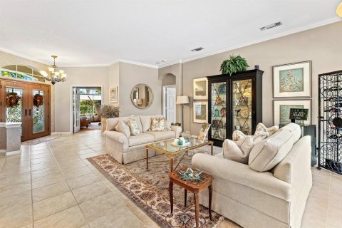 House in Jupiter, Florida 4 bedrooms, 272.67 sq.m. № 2423540 - photo 6