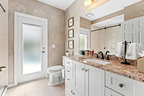 House in Jupiter, Florida 4 bedrooms, 272.67 sq.m. № 2423540 - photo 28