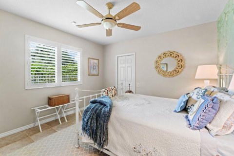 House in Jupiter, Florida 4 bedrooms, 272.67 sq.m. № 2423540 - photo 26