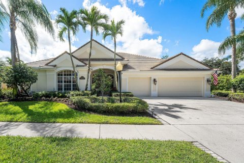 House in Jupiter, Florida 4 bedrooms, 272.67 sq.m. № 2423540 - photo 2