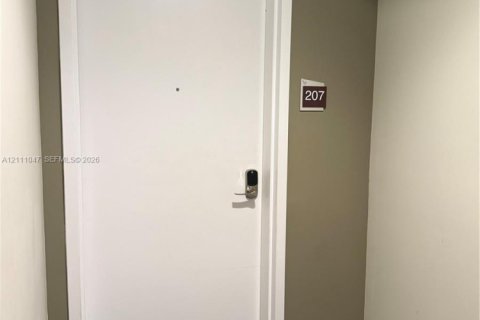 Condominio en venta en Doral, Florida, 3 dormitorios, 140.65 m2 № 2431426 - foto 27