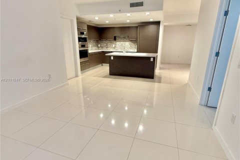 Condominio en venta en Doral, Florida, 3 dormitorios, 140.65 m2 № 2431426 - foto 12
