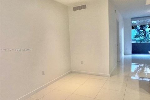 Condominio en venta en Doral, Florida, 3 dormitorios, 140.65 m2 № 2431426 - foto 19