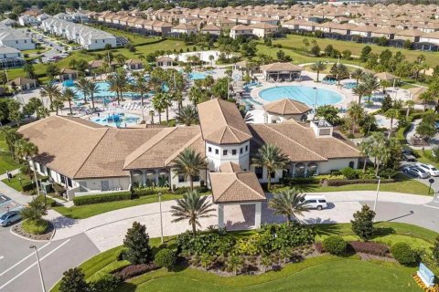 Condominio en venta en Davenport, Florida, 3 dormitorios, 185.15 m2 № 1041982 - foto 26