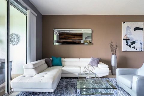 Condominio en venta en Davenport, Florida, 3 dormitorios, 185.15 m2 № 1041982 - foto 2