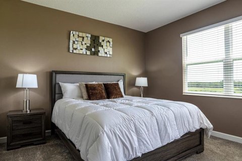 Condominio en venta en Davenport, Florida, 3 dormitorios, 185.15 m2 № 1041982 - foto 9