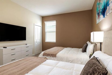 Condominio en venta en Davenport, Florida, 3 dormitorios, 185.15 m2 № 1041982 - foto 14