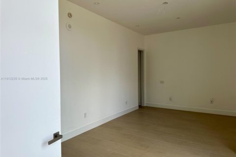 Copropriété à louer à Key Biscayne, Floride: 2 chambres, 86.4 m2 № 1966816 - photo 5