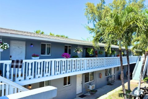Commercial property in Fort Lauderdale, Florida № 2194265 - photo 4