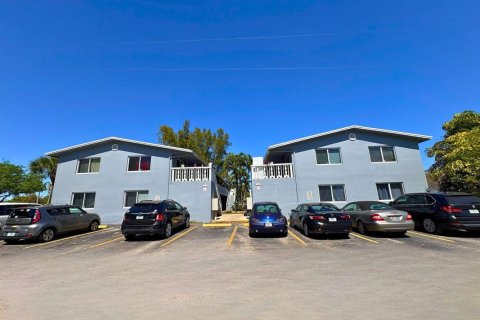 Commercial property in Fort Lauderdale, Florida № 2194265 - photo 3