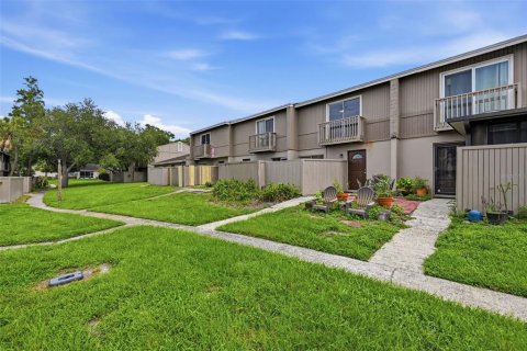 Condominio en Tampa, Florida, 2 dormitorios № 2208469