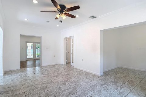 House in Tampa, Florida 2 bedrooms, 141.03 sq.m. № 1831457 - photo 19