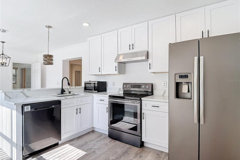 Casa en alquiler en Tampa, Florida, 2 dormitorios, 141.03 m2 № 1831457 - foto 29