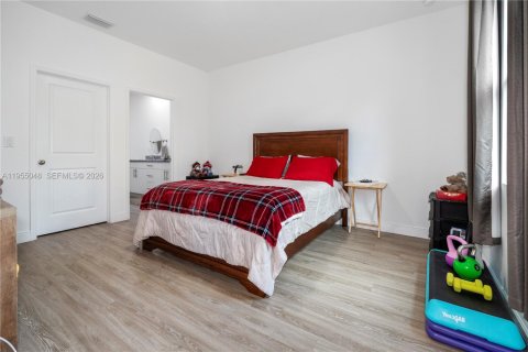 Villa ou maison à vendre à LaBelle, Floride: 3 chambres, 130.81 m2 № 2153379 - photo 7