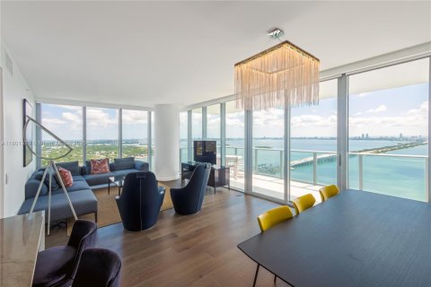 Copropriété à vendre à Miami, Floride: 3 chambres, 151.8 m2 № 1697587 - photo 10