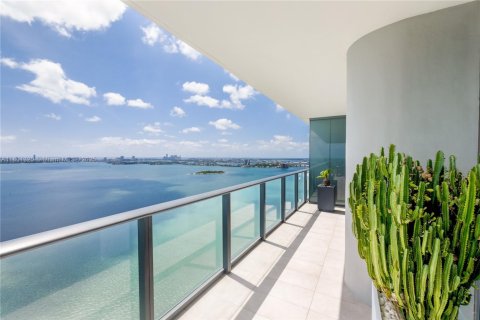 Copropriété à vendre à Miami, Floride: 3 chambres, 151.8 m2 № 1697587 - photo 15