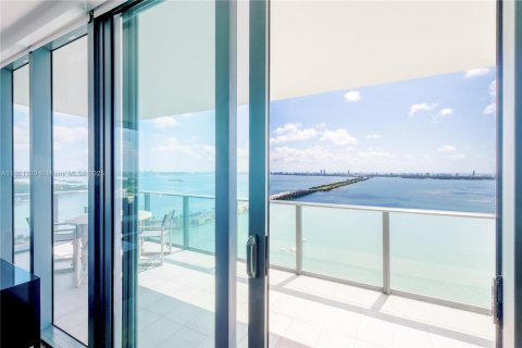 Copropriété à vendre à Miami, Floride: 3 chambres, 151.8 m2 № 1697587 - photo 13