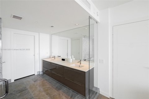 Copropriété à vendre à Miami, Floride: 3 chambres, 151.8 m2 № 1697587 - photo 22