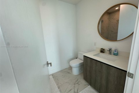 Apartment in Sunny Isles Beach, Florida 2 bedrooms, 128.58 sq.m. № 1699541 - photo 19