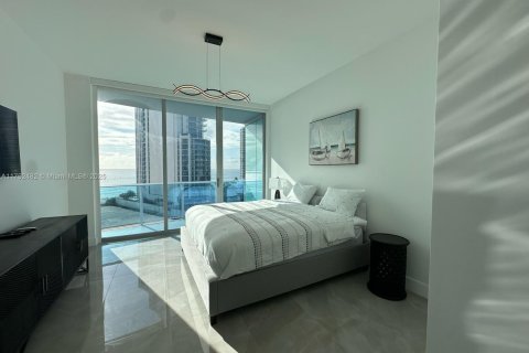 Apartment in Sunny Isles Beach, Florida 2 bedrooms, 128.58 sq.m. № 1699541 - photo 10