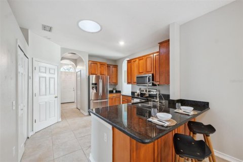 Casa en venta en New Port Richey, Florida, 6 dormitorios, 233 m2 № 1770159 - foto 6