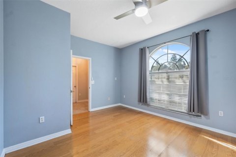 Casa en venta en New Port Richey, Florida, 6 dormitorios, 233 m2 № 1770159 - foto 17