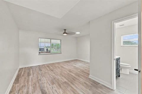 Casa en venta en Sun City Center, Florida, 2 dormitorios, 172.05 m2 № 2386460 - foto 25