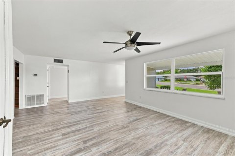 Casa en venta en Sun City Center, Florida, 2 dormitorios, 172.05 m2 № 2386460 - foto 22