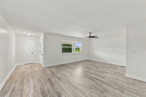 Casa en venta en Sun City Center, Florida, 2 dormitorios, 172.05 m2 № 2386460 - foto 24