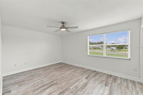 Casa en venta en Sun City Center, Florida, 2 dormitorios, 172.05 m2 № 2386460 - foto 30