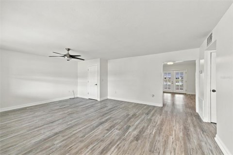 Casa en venta en Sun City Center, Florida, 2 dormitorios, 172.05 m2 № 2386460 - foto 18