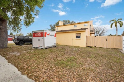 House in Sarasota, Florida 3 bedrooms, 164.72 sq.m. № 2140867 - photo 3