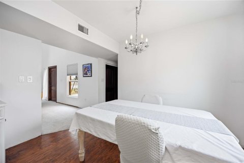 House in Sarasota, Florida 3 bedrooms, 164.72 sq.m. № 2140867 - photo 22