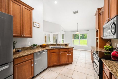 House in Gainesville, Florida 4 bedrooms, 178.65 sq.m. № 1877485 - photo 2
