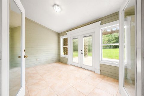 House in Gainesville, Florida 4 bedrooms, 178.65 sq.m. № 1877485 - photo 15