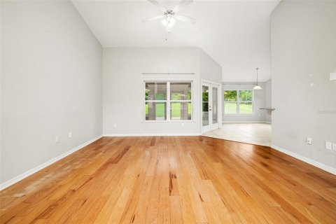House in Gainesville, Florida 4 bedrooms, 178.65 sq.m. № 1877485 - photo 13