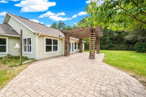 House in Gainesville, Florida 4 bedrooms, 178.65 sq.m. № 1877485 - photo 22