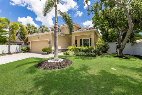 Casa en venta en Sarasota, Florida, 3 dormitorios, 248.42 m2 № 1824862 - foto 1