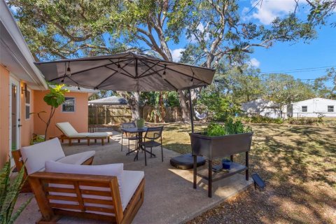 Villa ou maison à louer à Saint Petersburg, Floride: 2 chambres, 106.28 m2 № 2103060 - photo 21