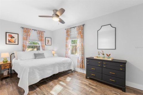 Villa ou maison à louer à Saint Petersburg, Floride: 2 chambres, 106.28 m2 № 2103060 - photo 12