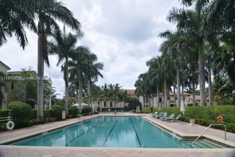 Condo in Sunrise, Florida, 2 bedrooms  № 2042520 - photo 7